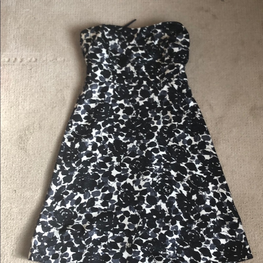 Strapless dress